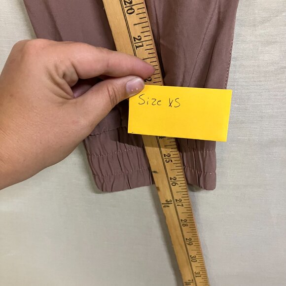 NWT All In Motion Women's Brown Active Light Mid-Rise Cargo Pockets Jogger Pants - Picture 8 of 16